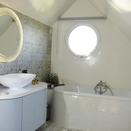 Kercolette, Maison Avec Piscine Non Chauffee Proche Des Plages * Эрдевен
